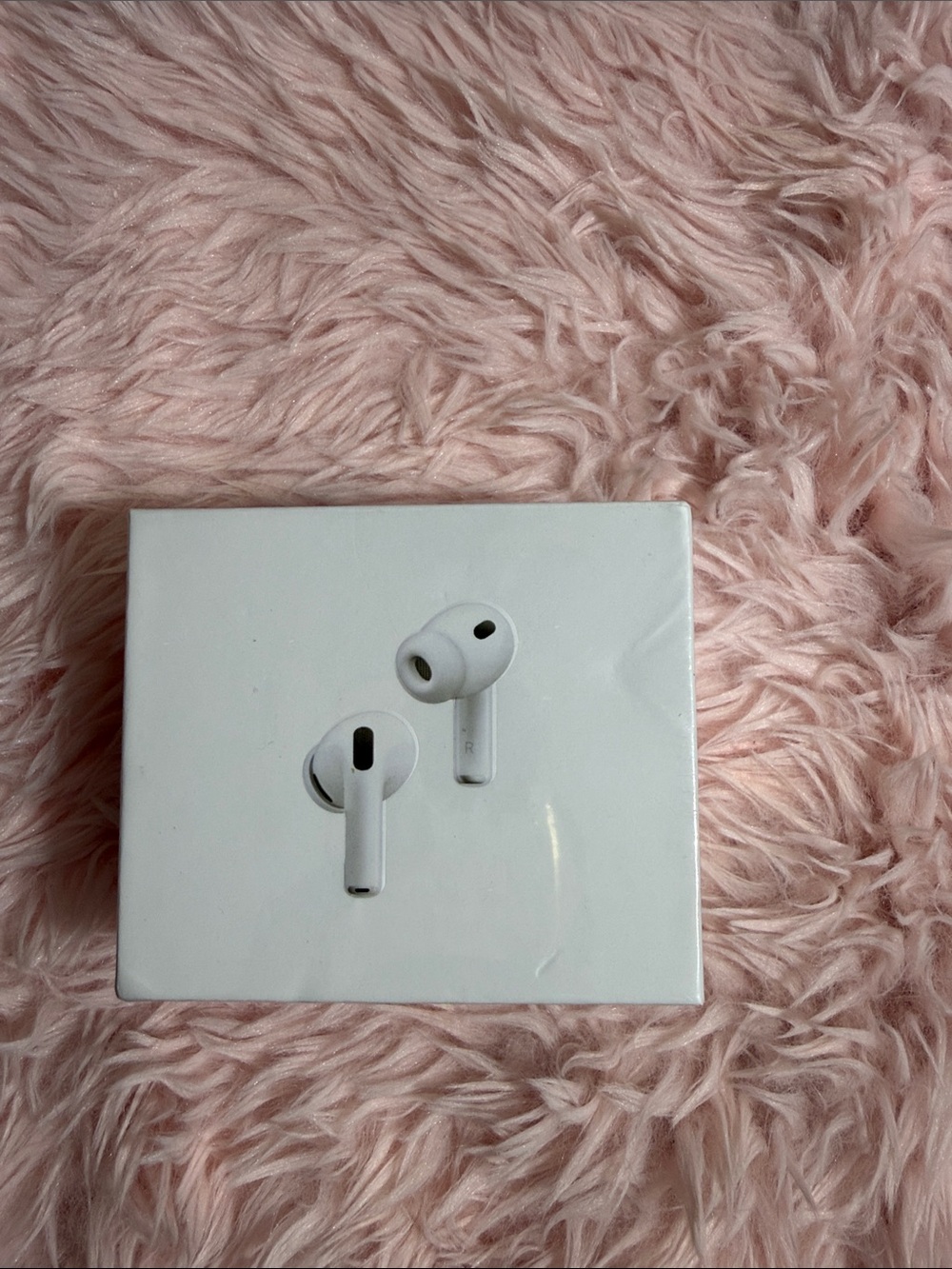 Apple AirPods Pro with White Charging Case